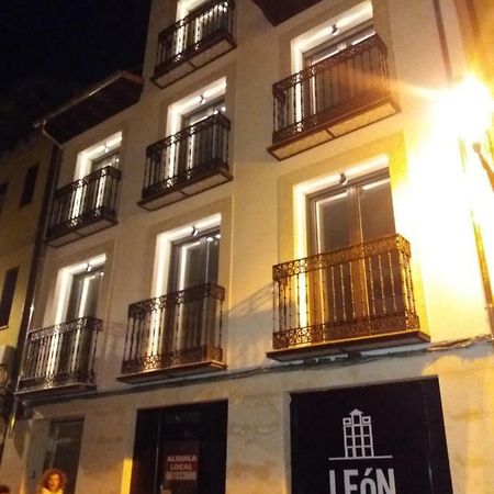 Leon Suite Urban Studios 外观 照片