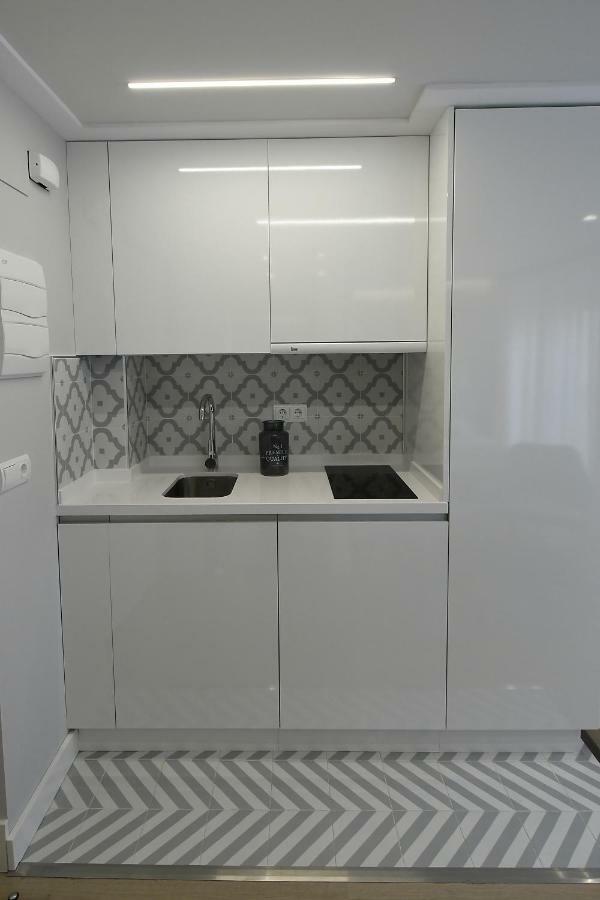 Leon Suite Urban Studios 外观 照片